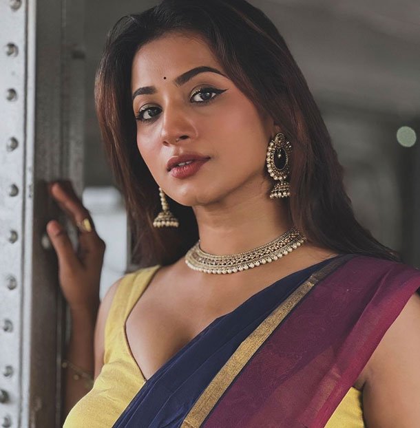 Delhi call girl